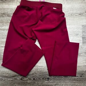 Women’s Figs Livingston Scrub Pants size small